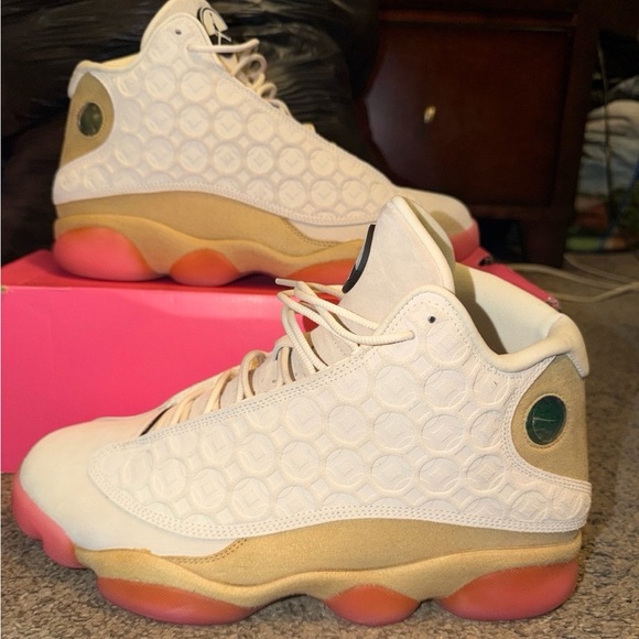 Men’s Jordan 13 Chinese new yr Stylish Cream and white sneakerswith Pink Soles